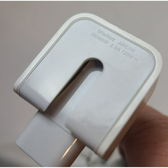 Genuine Apple USB Adapter A1357 & Volex Macbook Charger 6 FT Power Cord APC7H - Picture 4 of 4